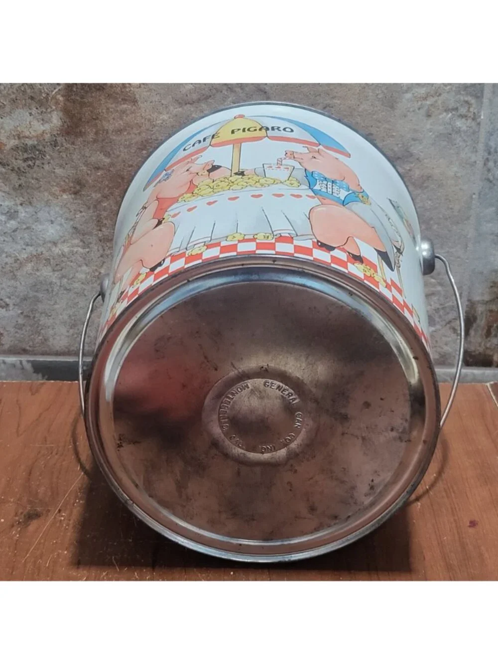 Vintage Cafe Pigaro Tin Popcorn Bucket Two Pigs Having Picnic